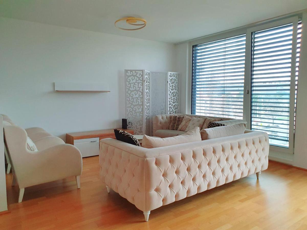 Near Lake Two Bedroom Duplex Apartment Vídeň Exteriér fotografie