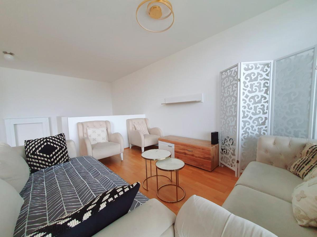 Near Lake Two Bedroom Duplex Apartment Vídeň Exteriér fotografie